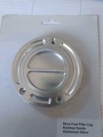 Honda Motorrad race tankdeckel Silber neu Nordrhein-Westfalen - Balve Vorschau