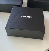 Chanel Box für Tasche Timeless , Square , 19 , Flap Bag  Geschenk Frankfurt am Main - Rödelheim Vorschau