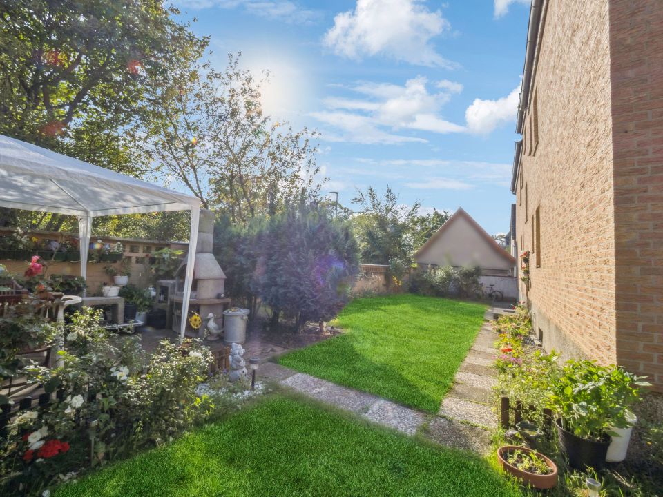 Gepflegtes Mehrfamilienhaus in Geitelde - 4 Wohneinheiten  mit Garten in Braunschweig