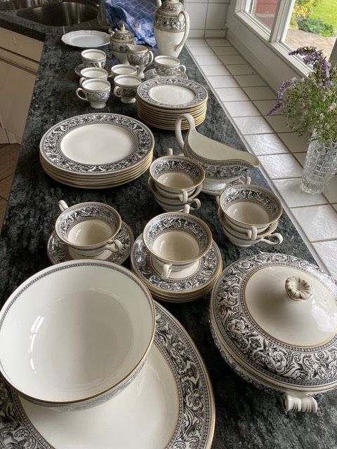 Geschirr Wedgewood Florentine W4312 in Berlin