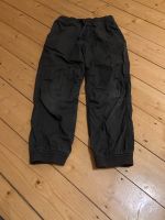 Schwarze Hose Gr. 116 Gummizug Nordrhein-Westfalen - Bornheim Vorschau