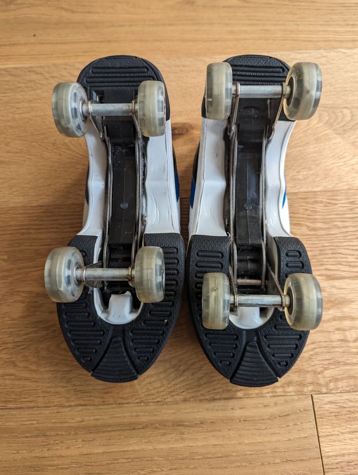 Roller Skate Shoes Rollschuhe Schuhe Mit Rollen Größe 36 in Eggersdorf