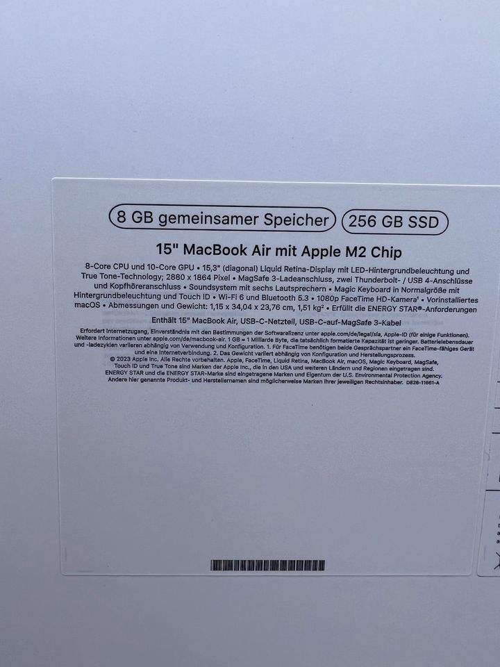 Apple MacBook Air 15" M2 Chip 8C CPU 8GB Ram 256GB NoteBook Neu in Berlin