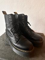 Dr. Martens Nordrhein-Westfalen - Hamm Vorschau