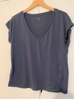 Lockeres Sportshirt in dunkelblau Niedersachsen - Rinteln Vorschau
