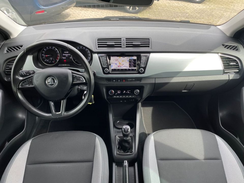 Skoda Fabia Combi Ambition NAVI/TEMPO/DAB/FRONTASS in Aurich