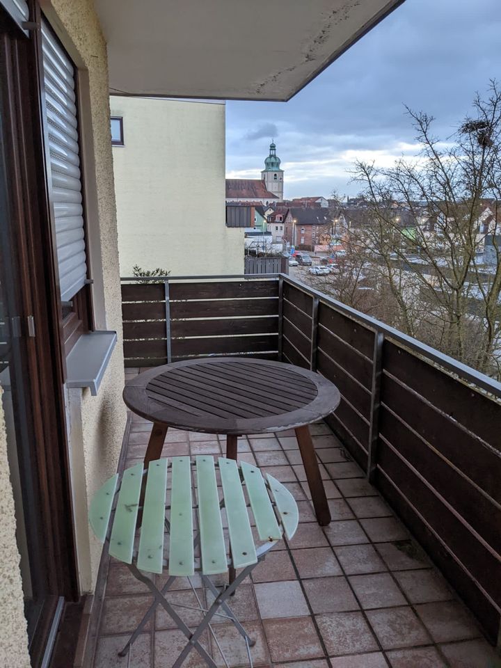 Verkaufe ETW, 82qm / 3,5Zimmer mit zwei Balkonen u. Stellplatz in Amberg