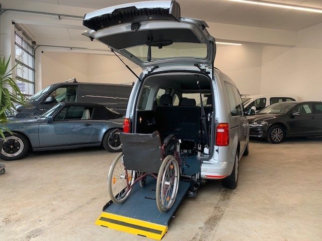 Volkswagen Caddy 1.2 Behindertengerecht Rampe 36.000 km in Wuppertal
