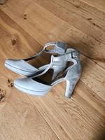 Spangen Pumps s. Oliver, Echtleder  gr. 36, grau silber Bayern - Fischen Vorschau