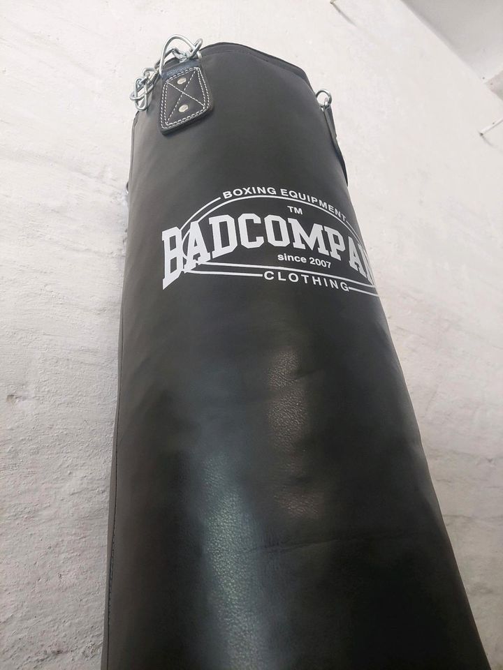 Boxsack "Bad Company", gefüllt in Kiel