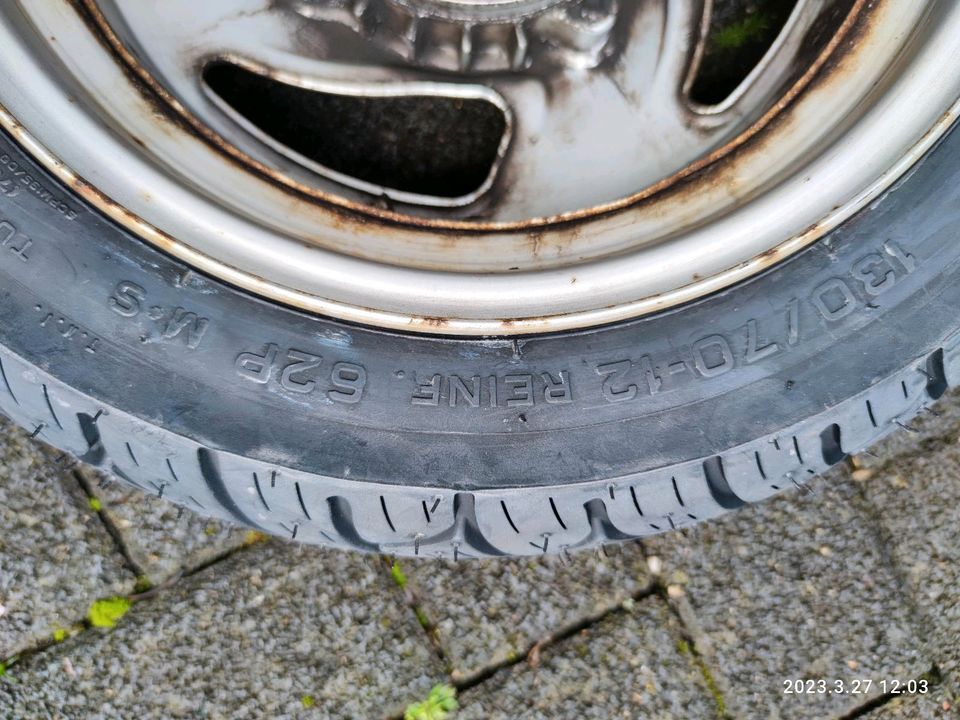 Roller Reifen auf Felgen in Krefeld