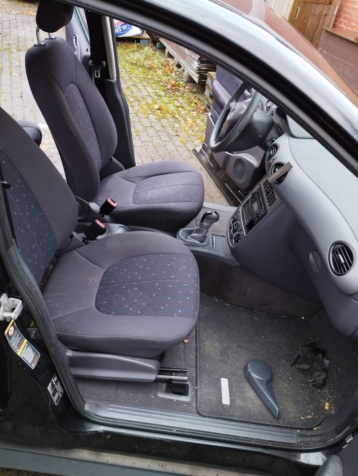 Schlachte Mercedes A-Klasse 140 W168 in Hohenfelde