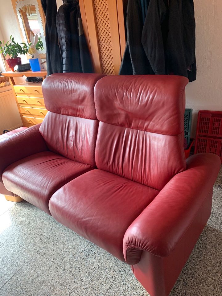 Stressless Sofa und Hocker in Wertheim