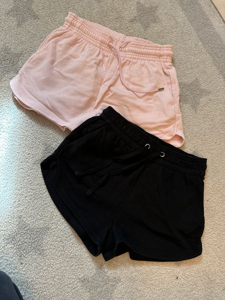 Shorts H&M gr S in Hamburg