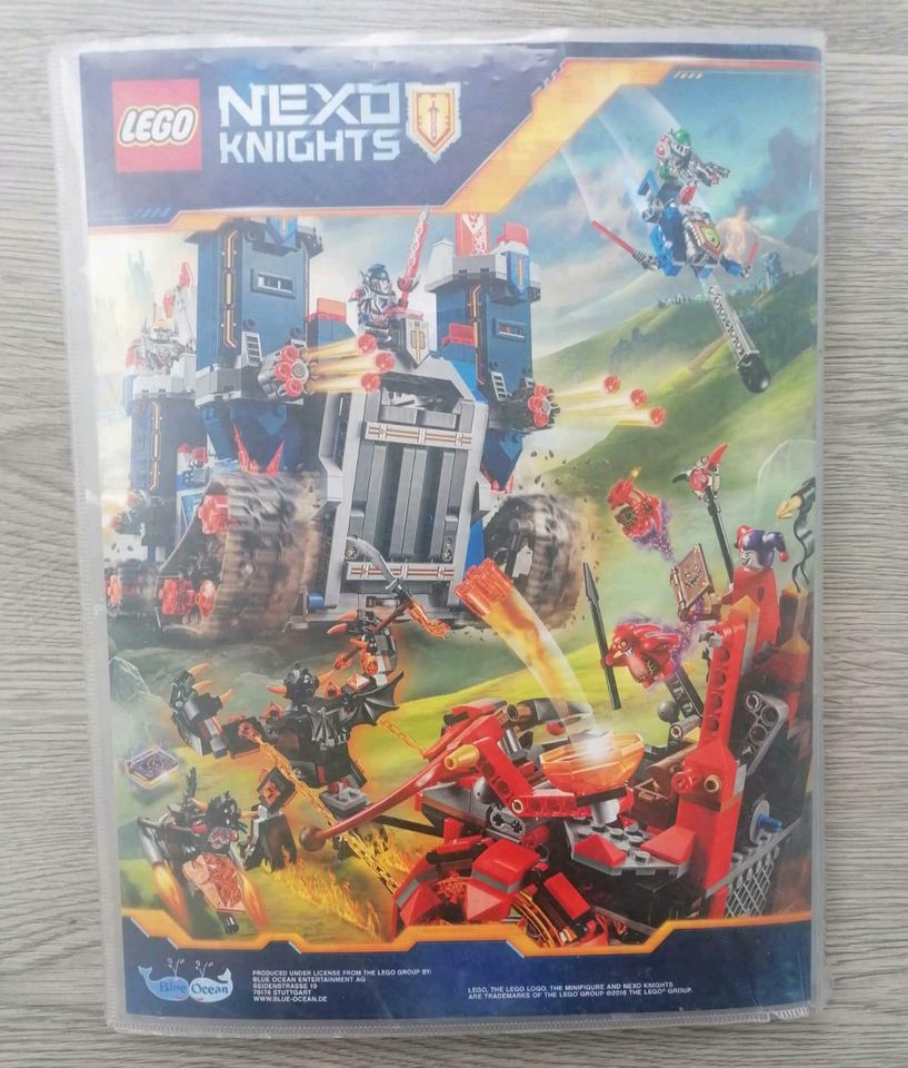 LEGO NEXO KNIGHTS Sammelalbum inklusive Karten Serie 1 in Westeregeln