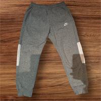 Nike Jogginghose Größe M Bayern - Kraiburg am Inn Vorschau