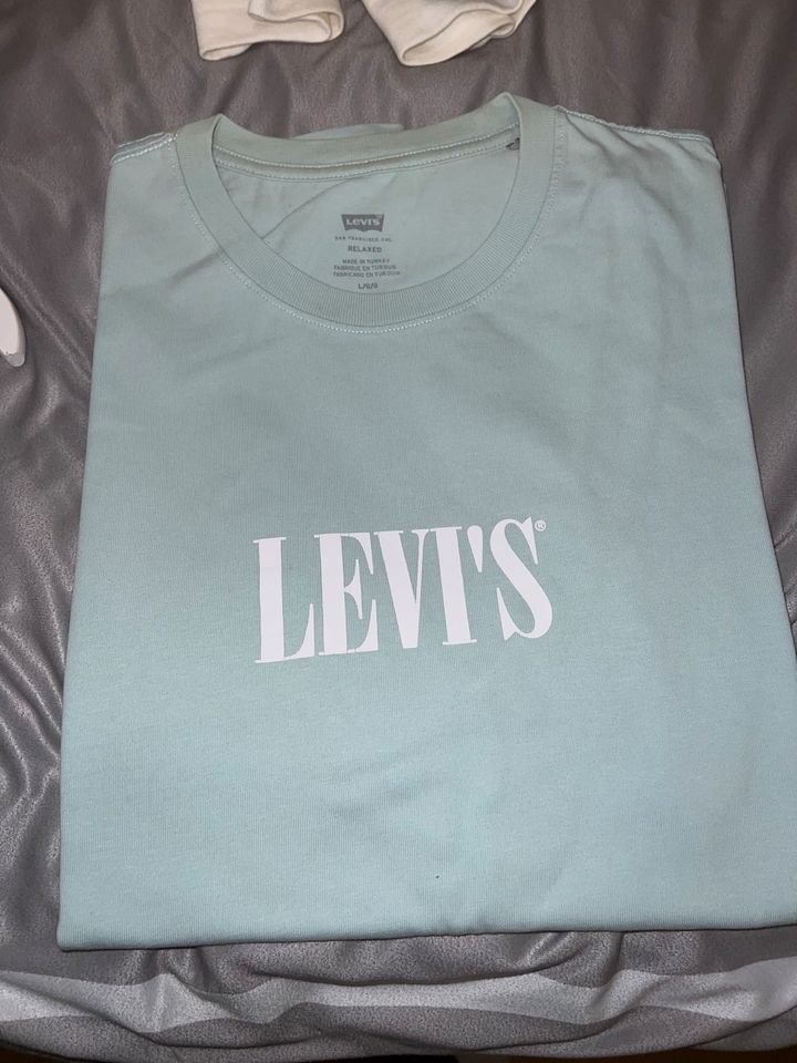 Levi’s Shirt L in Bochum