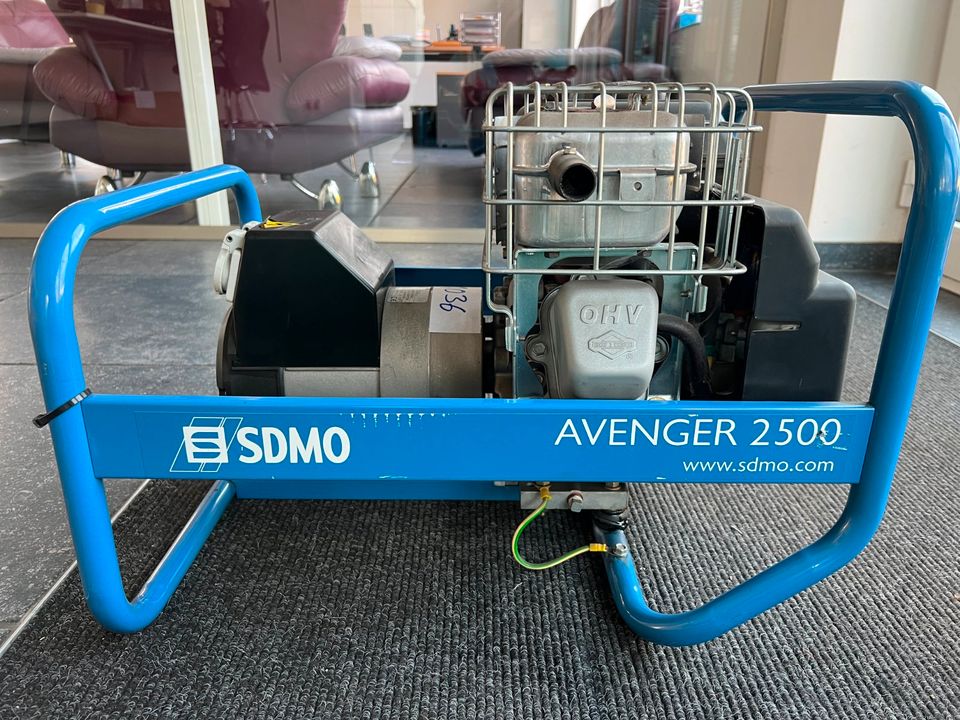 Neue Stromaggregat SDMO Avenger 2500 2.2kVA in Wuppertal - Vohwinkel |  Gebrauchte Baumaschinen kaufen | eBay Kleinanzeigen ist jetzt Kleinanzeigen
