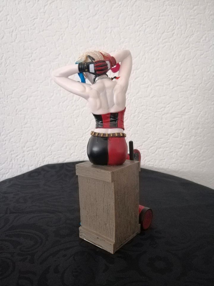 harley quinn gallery diorama figur in Katzwinkel (Sieg)