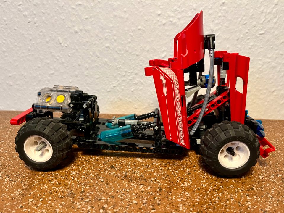 LEGO TECHNIC: Sondereinsatz-Truck (8454) vollständig mit Anleitun in Ulm