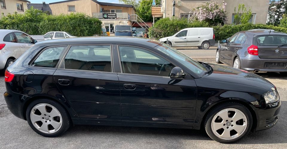 Audi A3 Sportback 1,4 TFSI in Heddesheim