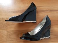 GUESS Peeptoe Pumps Lackleder schwarz Wedges Gr.38 NEUw. Rheinland-Pfalz - Jockgrim Vorschau