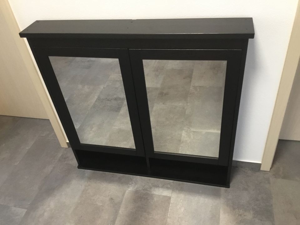 IKEA Spiegelschrank Hemnes braun 2 Türen groß / Top Zustand in Oberschönegg