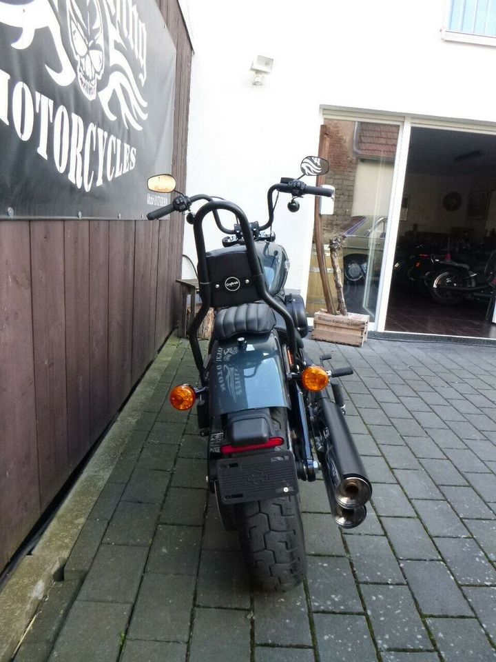 Harley-Davidson FXBB Street Bob in Bornheim Pfalz