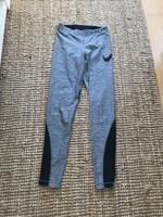 Nike Sporthose Gr. S Nordrhein-Westfalen - Höxter Vorschau