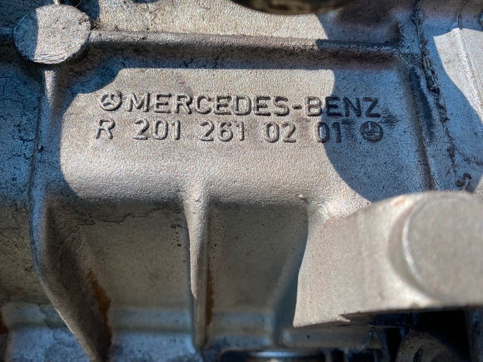 Mercedes Benz W124 4-Gang Schaltgetriebe 716.217 Generalüberholt in Backnang