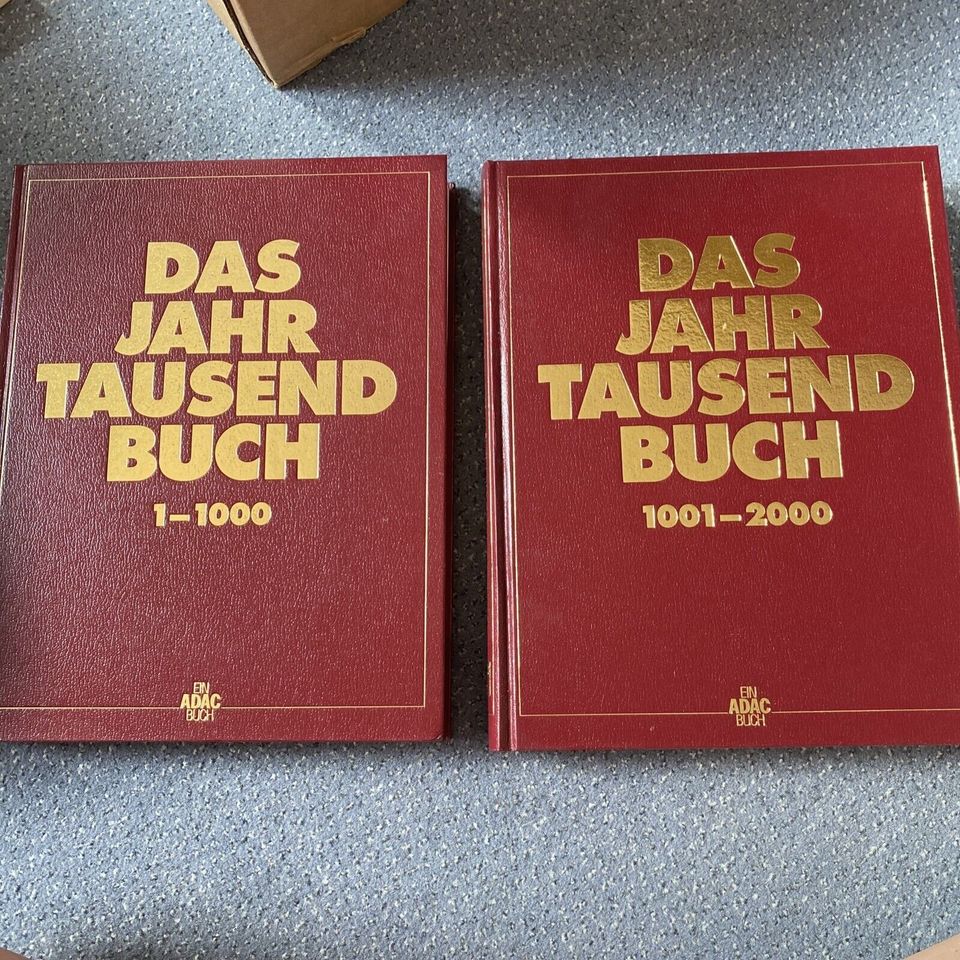 Das Jahrtausendbuch : 2000 Jahre Weltgeschichte , Ein  ADAC Buch in Wunstorf