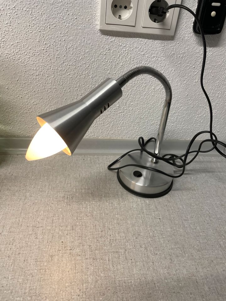 Tischlampe 40W in Zimmern ob Rottweil