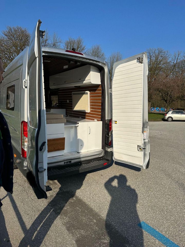 Wohnmobil Ford Transit Camper Wohnwagen 2 Meter Bett Einzelbetten in Hamburg