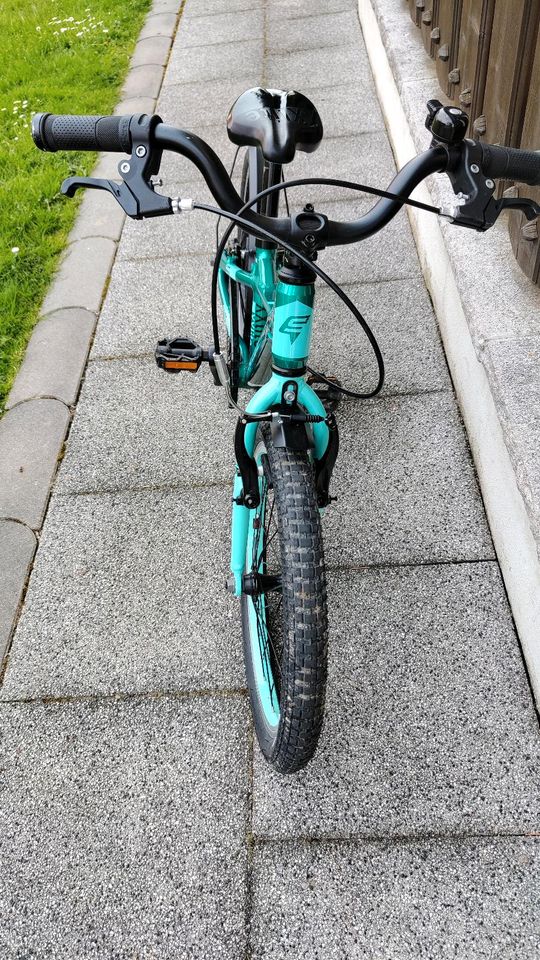 Scool xxlite 18zoll Fahrrad in Eppishausen