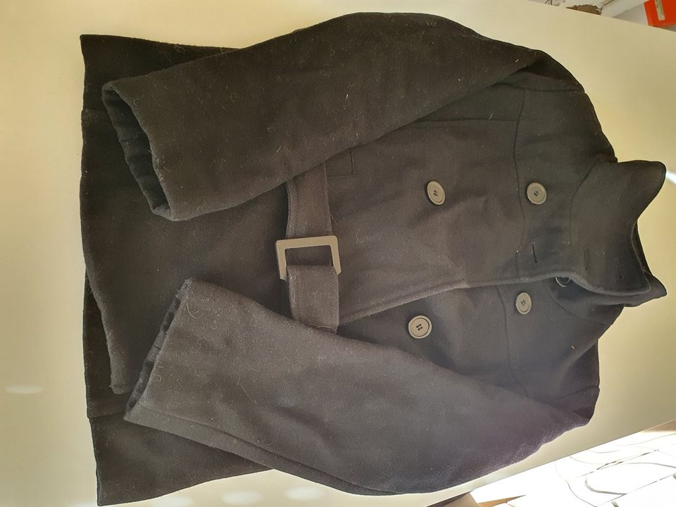 Schwarzer Mantel zu verkaufen in München