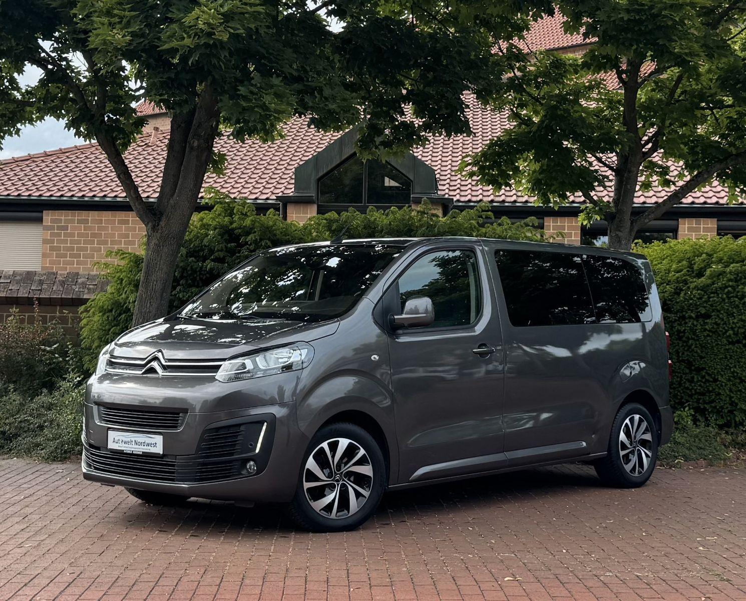 Abbildung des Autos Citroën Spacetourer Busi…