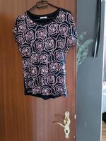 T-Shirt mit Rosenmuster Hessen - Borken Vorschau