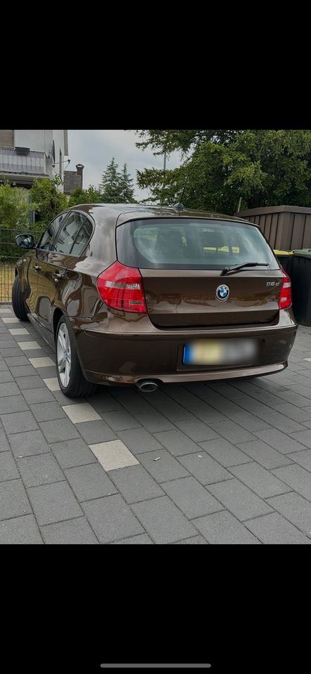 BMW 1er „TOP ZUSTAND“ in Schloß Holte-Stukenbrock