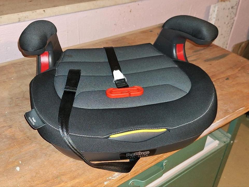 Peg-Pérego Autokindersitz Sitzerhöhung Viaggio Shuttle Isofix in Rülzheim