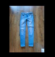 Jeanshose Jeans hellblau skinny 34 36 XS S high waist Röhrenjeans Sachsen - Mülsen Vorschau