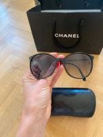 Chanel Sonnenbrille schwarz, Butterfly, klassisch 5278, neuwertig München - Altstadt-Lehel Vorschau