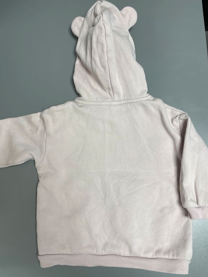 Kleidungsset: Pullover Hoodie + Jeans Gr. 86 in Schloß Holte-Stukenbrock