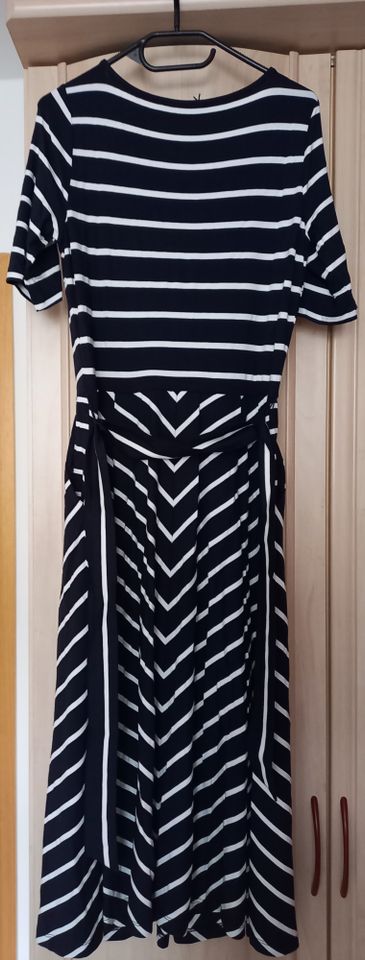 Betty Barclay Kleid in Größe 38, ungetragen mit Etikett in Neufahrn