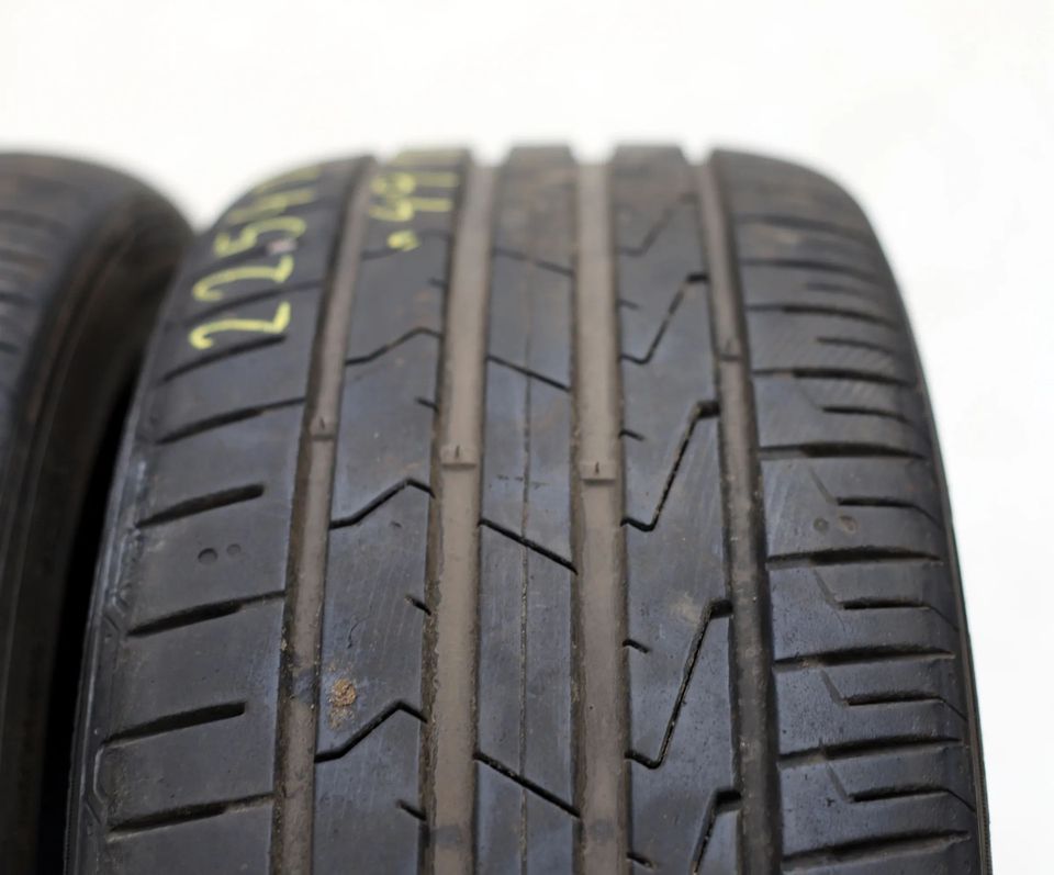 2xSOMMERREIFEN 225/40R18 92W XL HANKOOK VENTUS PRIME3 49/18 6,6mm in Berlin