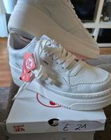 Neu Weiße Rieker Damen Sneaker Low M7811-80 Größe 40 Berlin - Lichtenberg Vorschau