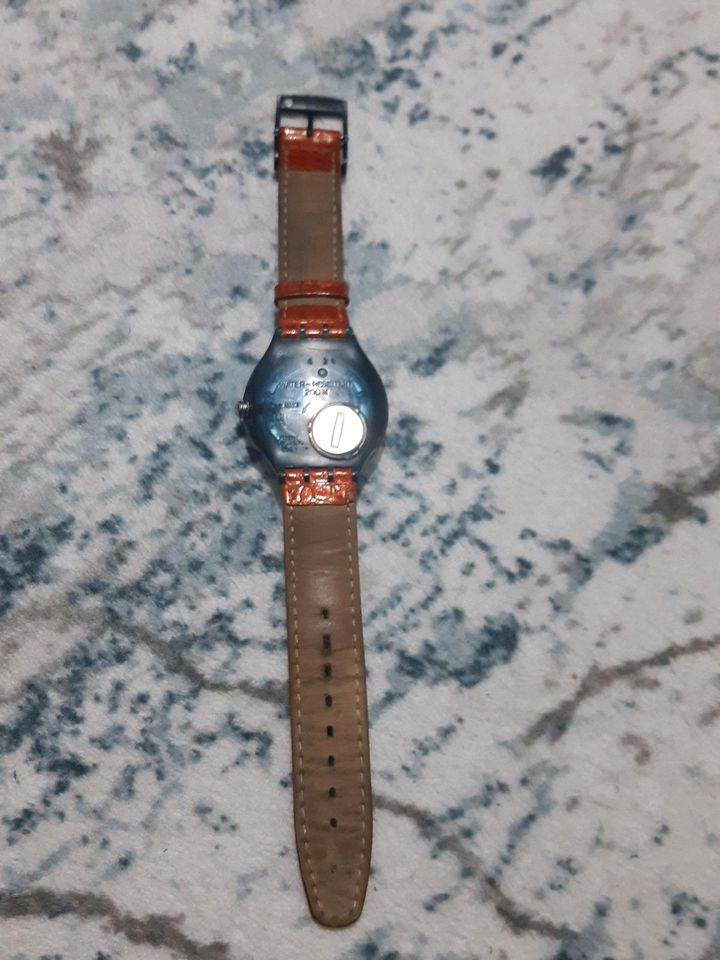 Swatch Armbanduhr Lederarmbanduhr unisex in Berlin