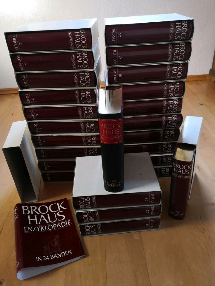 Brockhaus Enzyklopädie, 19. Auflage, Goldschnitt in Marburg