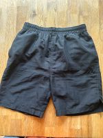 Badeshorts Badehose active Größe 152 schwarz Nordrhein-Westfalen - Leverkusen Vorschau