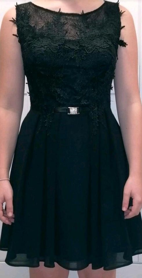 Kleid mit Spitze, schwarz, Gr. 36, Jugendweihe, Konfirmation, Fam in Karstädt Prignitz