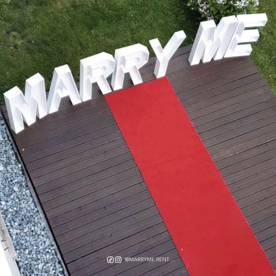 XXL „MARRY ME“ HOLZBUCHSTABEN in Ahlen